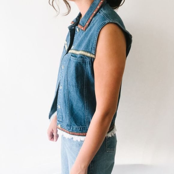 Vintage Boho Denim Vest With Embroidery & Fringe M - Picture 7 of 7